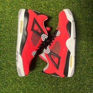 2013 Jordan 4 Retro Toro